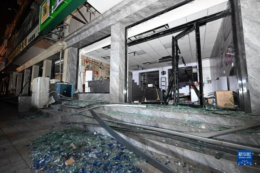 一天兩起!居民燃?xì)獍踩纹渲匾?!“燃?xì)庑l(wèi)士”提供安全屏障 一天兩起!居民燃?xì)獍踩纹渲匾?!“燃?xì)庑l(wèi)士”提供安全屏障